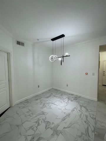 Foto del edificio - 330 Las Colinas Blvd E