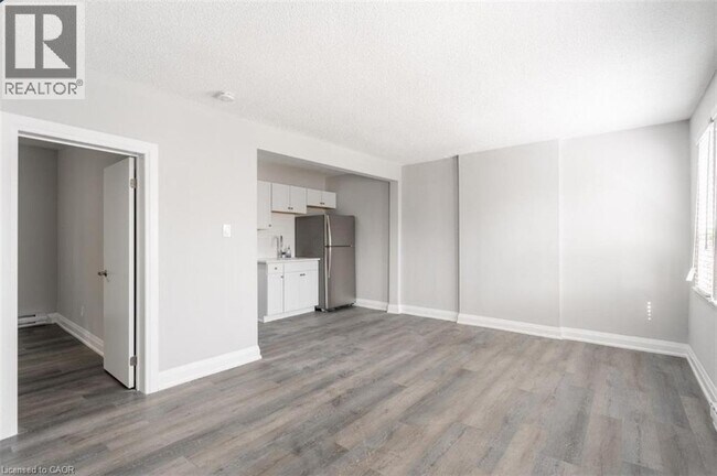 Building Photo - 81 Gibson Ave