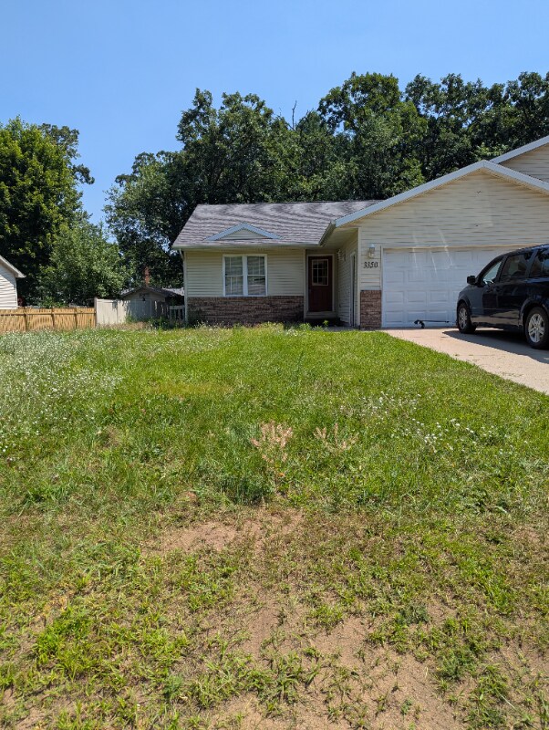 Foto principal - 3350 Bridlewood Dr