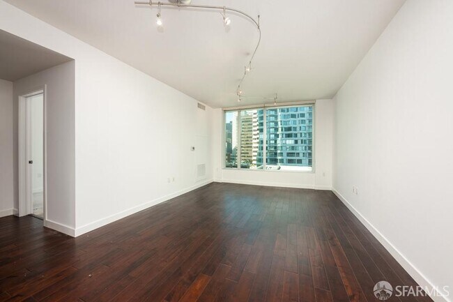 Foto del edificio - 338 Spear St