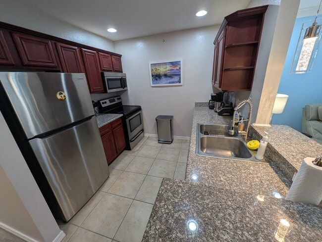 Foto del edificio - 1282 Beach Blvd