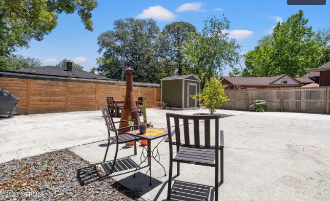 Foto del edificio - 615 Talbot Ave