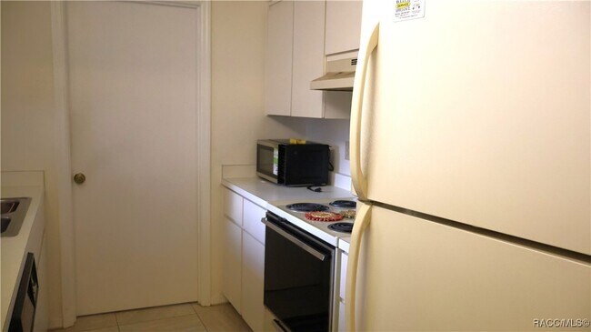 Building Photo - 115 E Hartford St