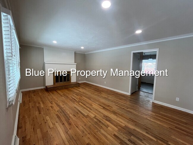 Foto del edificio - 239 Pinon Dr