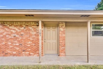 Building Photo - 705 George Hopper Rd