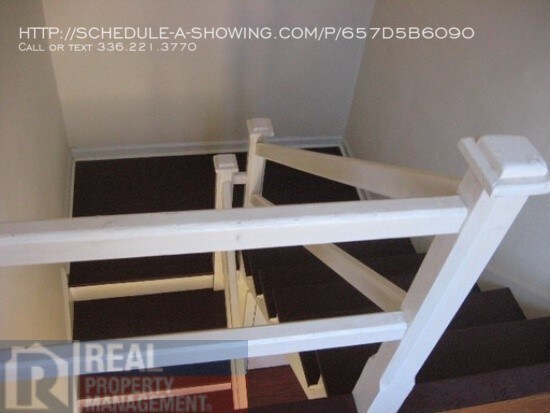 Foto del edificio - 518 S Mendenhall St