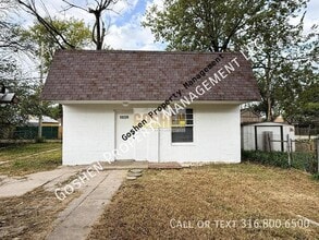 Building Photo - 1023 S Millwood Ave