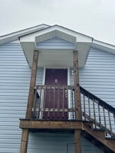 Building Photo - 123 Calvin Ct