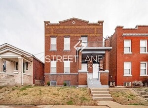 Building Photo - 3631#B South Spring Avenue, 63116; #702517...