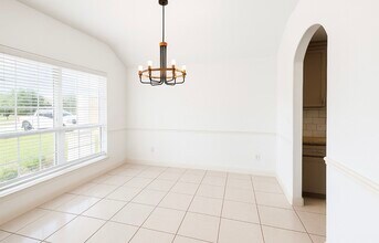 Building Photo - 4915 Manor Stone Ln