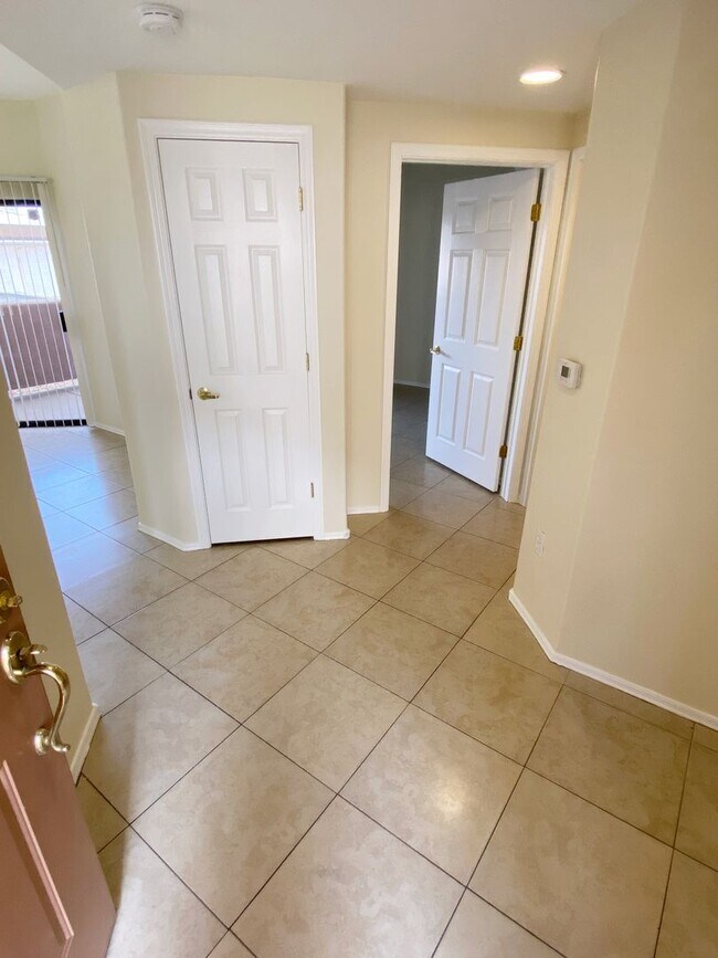 Foto del edificio - MAY MOVE IN SPECIAL - 1 Bedroom 1 Bath in ...
