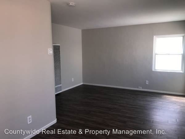 Building Photo - 2051 San Diego Ave