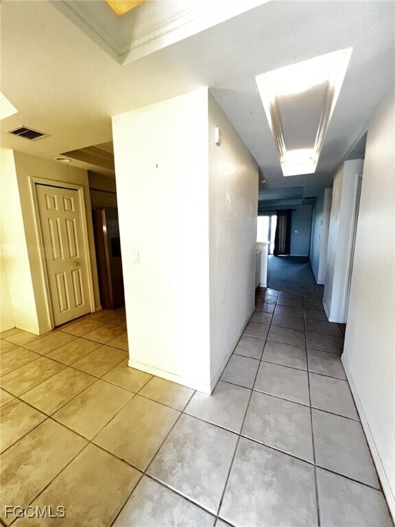 Foto del edificio - 1785 Four Mile Cove Pkwy