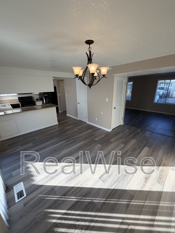 Foto del edificio - 1202 Morrow Rd