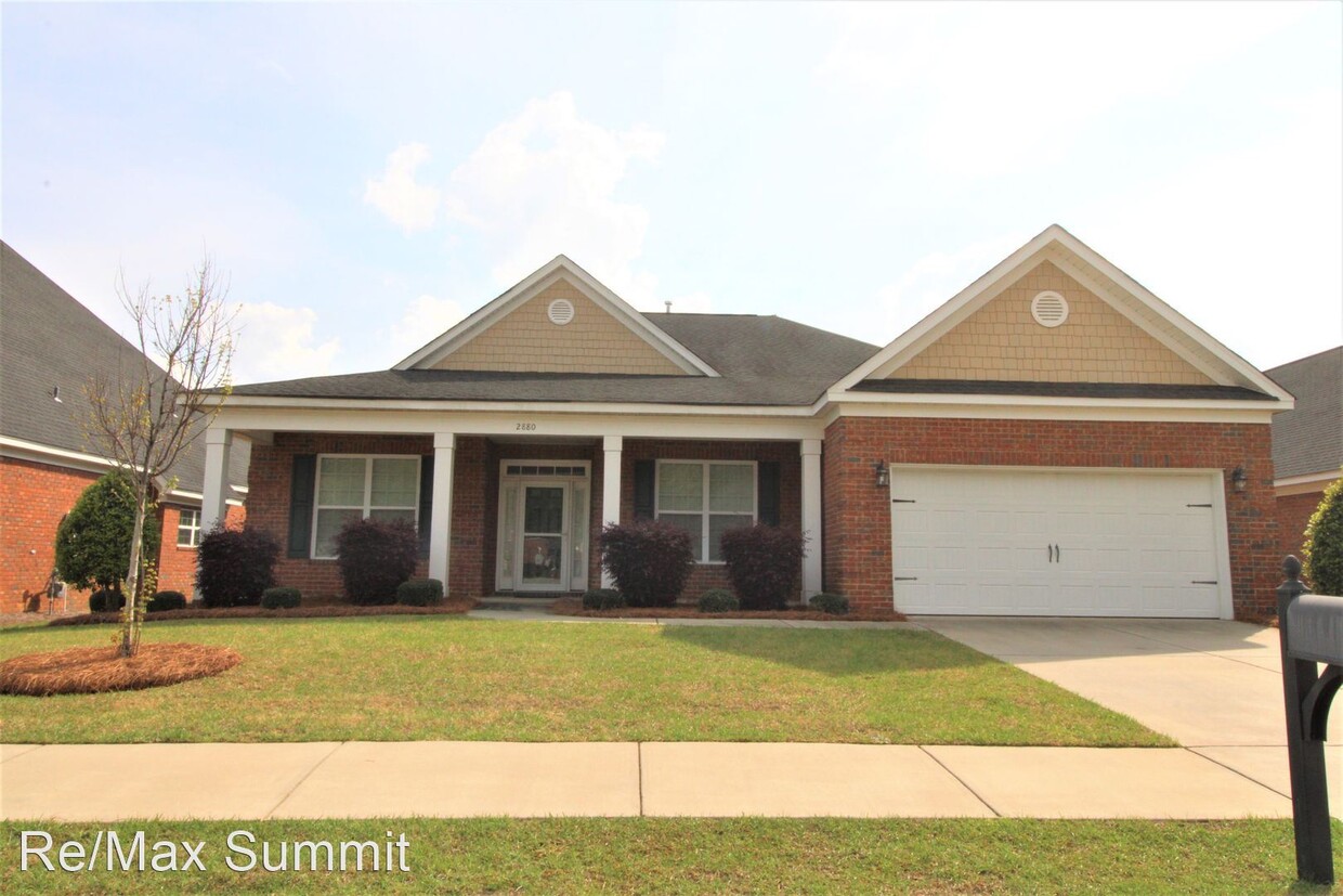 Primary Photo - 4 br, 3 bath House - 2880 Bragg Way