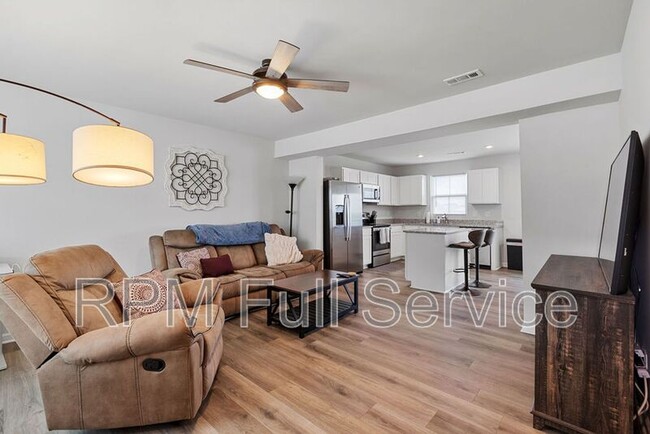 Foto del edificio - 2757 Thornton Grove Blvd