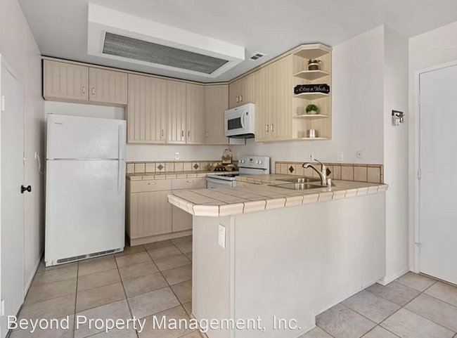 Building Photo - 3 br, 2.5 bath House - 420 Florencia Ln.