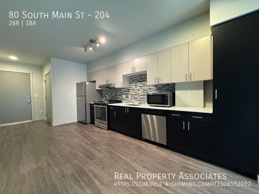 Foto principal - 80 South Main St