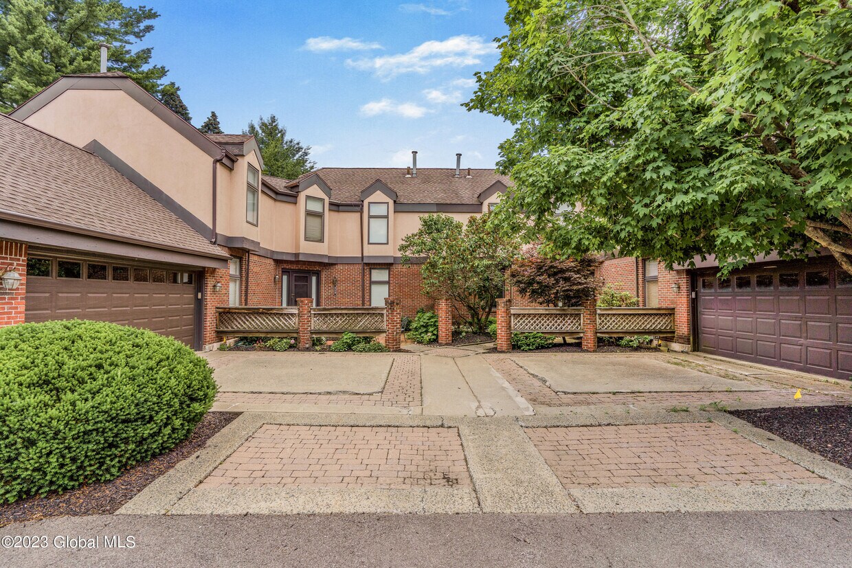 215 Milner Ave, Albany, NY 12208 Townhome Rentals in Albany NY