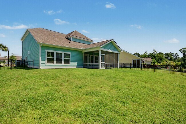 Building Photo - 2223 Blue Crane Cir