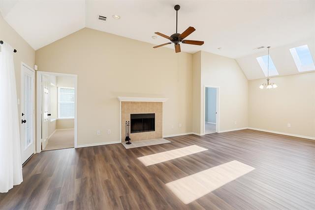 Foto del edificio - 4149-4141 One Pl Ln