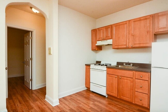 Building Photo - 1742 N Humboldt Blvd