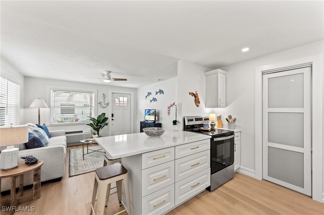 Foto principal - 1100 Highlands Dr