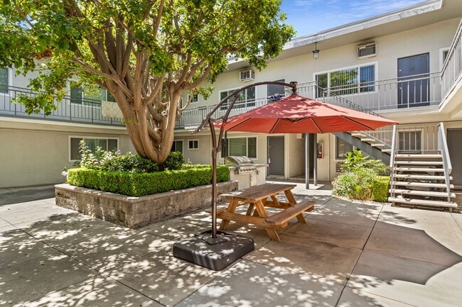 Foto del edificio - 2801 Orchard Ave