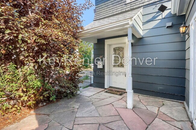 Foto del edificio - 1414 N Clarkson St