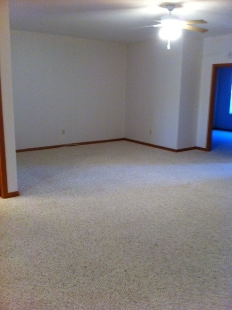 Building Photo - 946 Jordan Ave