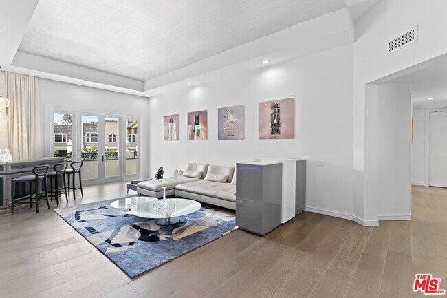 Building Photo - 10100 Empyrean Way