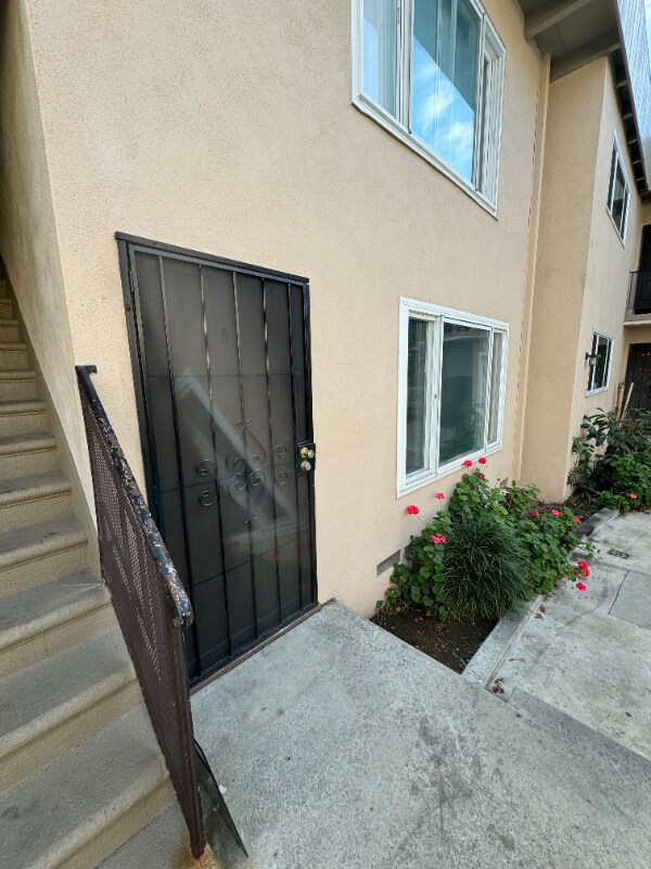 Foto del edificio - 3232 W 99th St