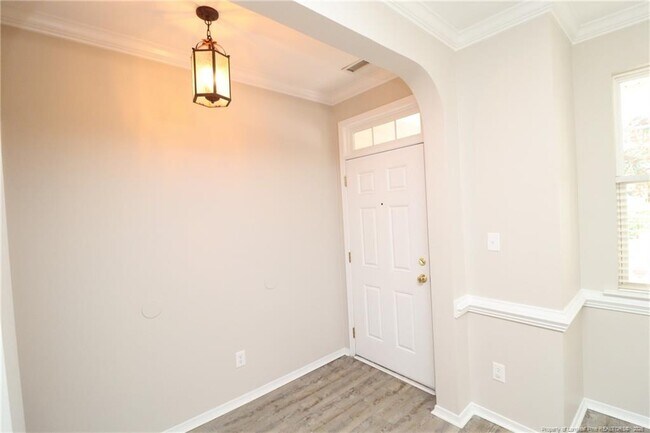 Building Photo - 805 Meeting Hall Dr