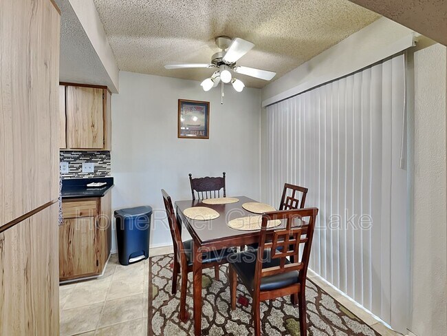 Building Photo - 1851 Montana Vista