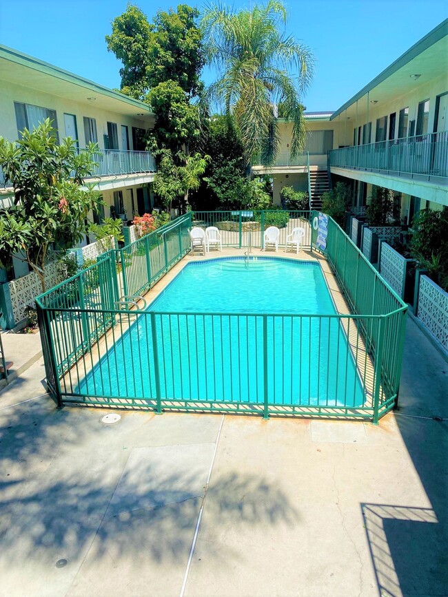 Foto del edificio - 20356 Cohasset St