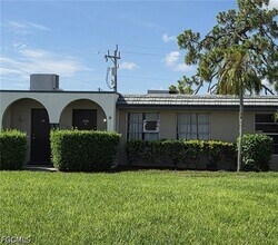 Building Photo - 1107 S Loop Blvd