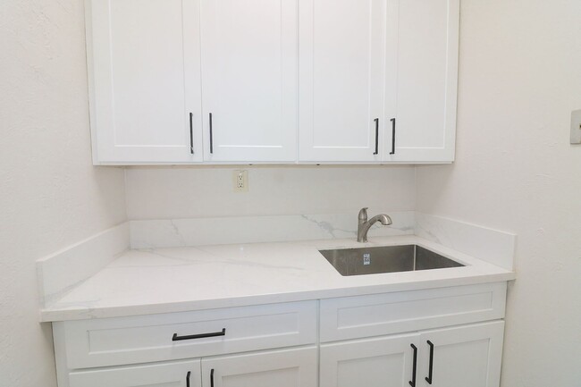 Foto del edificio - Lincoln Avenue