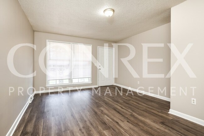 Foto del edificio - Spacious 5 Bedroom in Charleston!