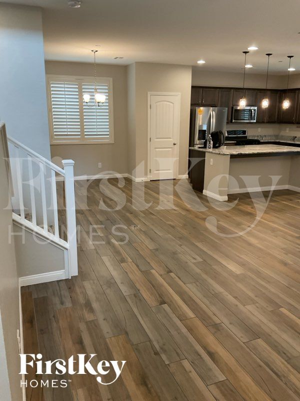 Building Photo - 1013 Cetona Ct