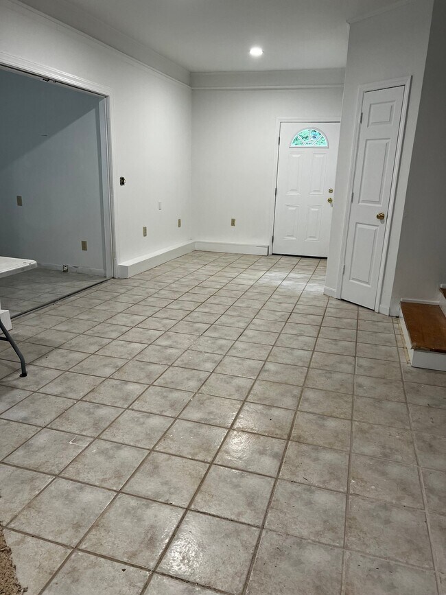 Foto del edificio - 12848 Farm Pond Ln