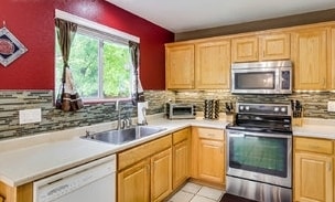 Building Photo - 10654 Butte Dr.