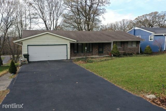 Primary Photo - 4 br, 3 bath House - 5 Summit Street
