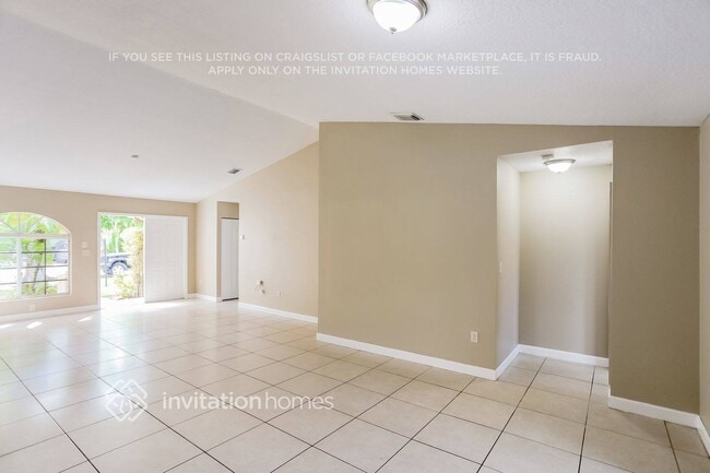 Foto del edificio - 15113 SW 35th Terrace
