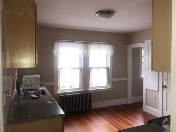 Building Photo - 107 Wrentham St