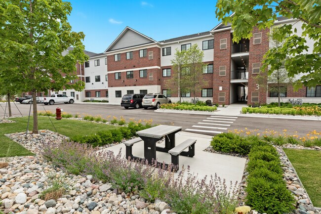 Foto del edificio - Sterling Park Place Apartments