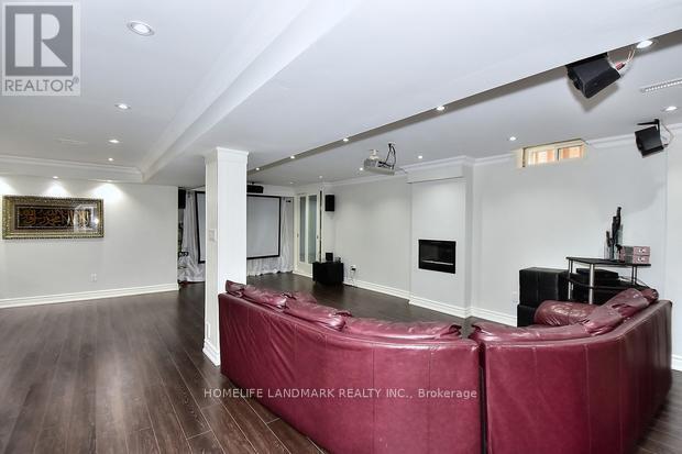 Photo du bâtiment - 79 Yorkland St