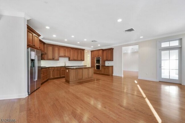 Building Photo - 212 Metzger Drive