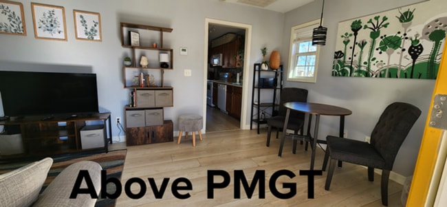Building Photo - Downtown Greenville a fully Furnished house