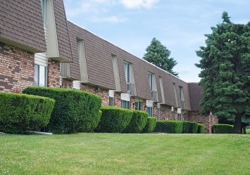 Primary Photo - Holiday Garden Apartments