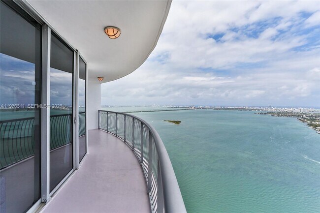 Foto del edificio - 1750 N Bayshore Dr